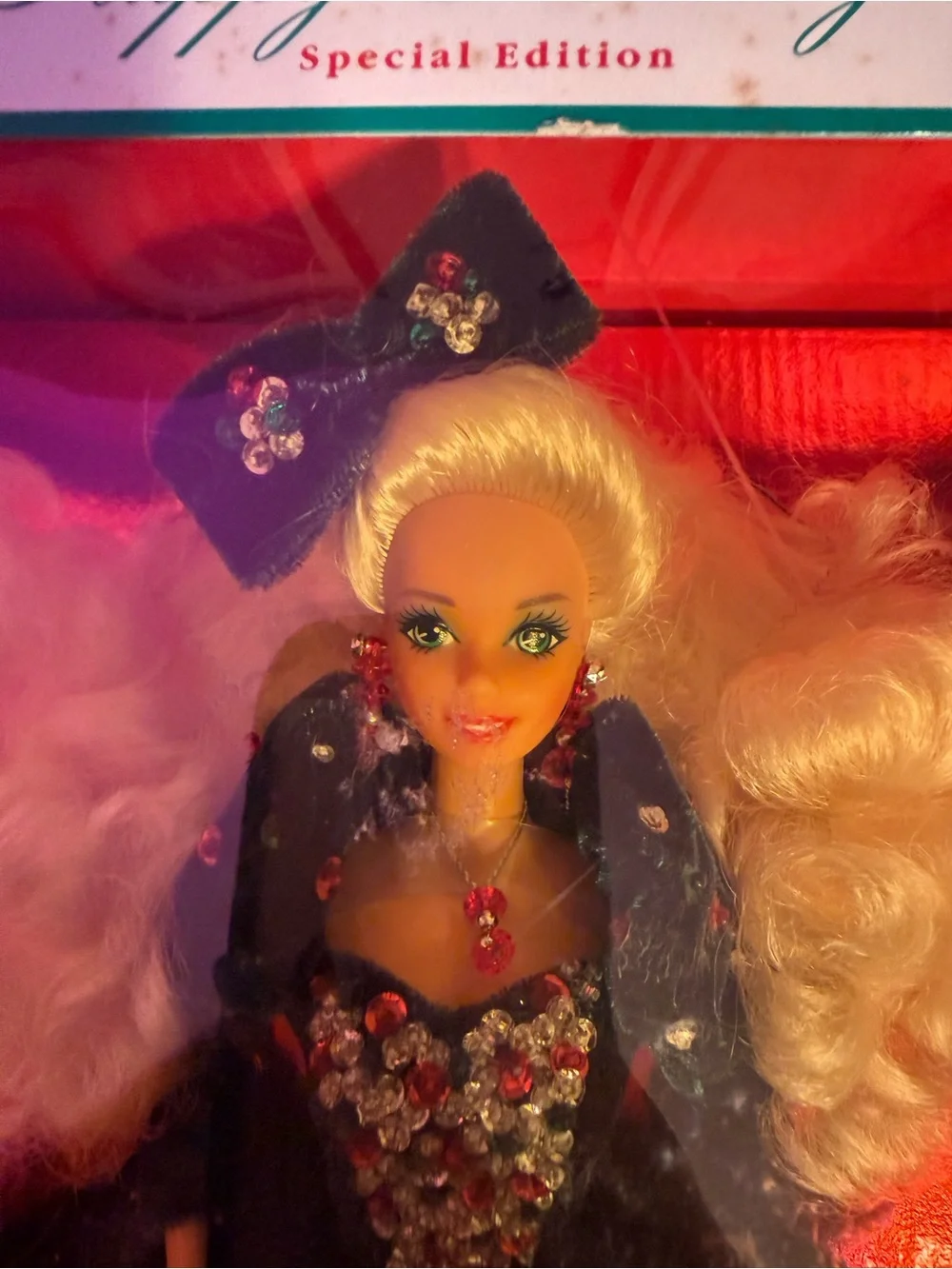 Barbie 1991 Happy Holidays Special Edition #1871 Mattel NRFB Doll Vintage Blonde